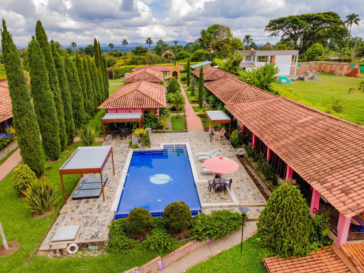 Hotel Campestre Solar De La Luna Albania  Exterior foto